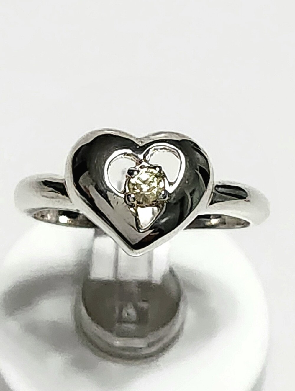 Sterling Silver Heart Ring with Light Yellow Stone size 7